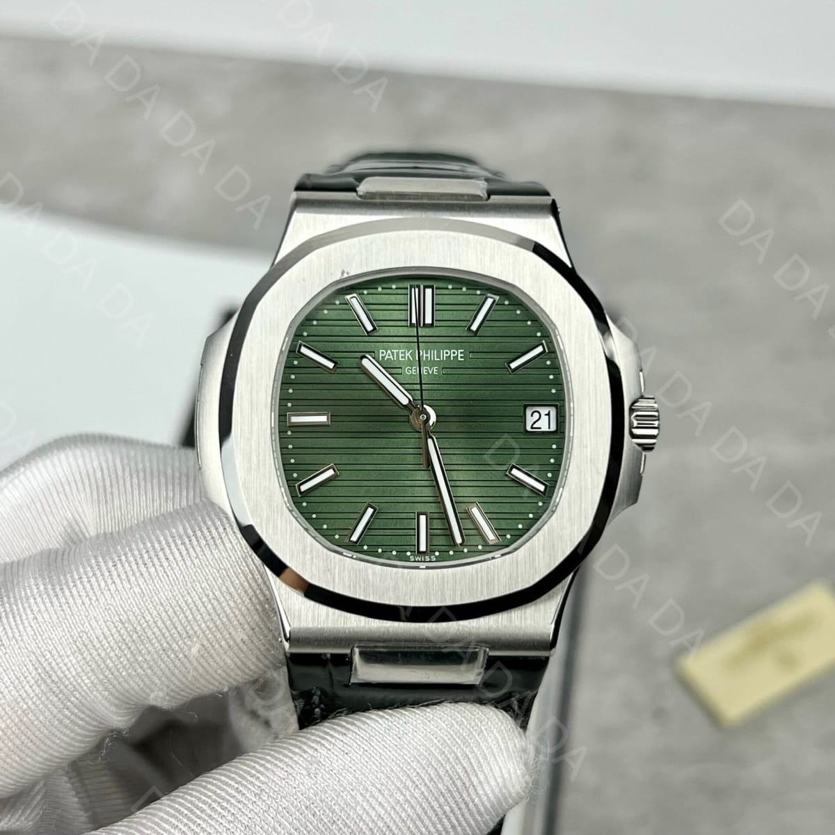 파텍필립 노틸러스 5711 그린다이얼 가죽밴드 40mm 3