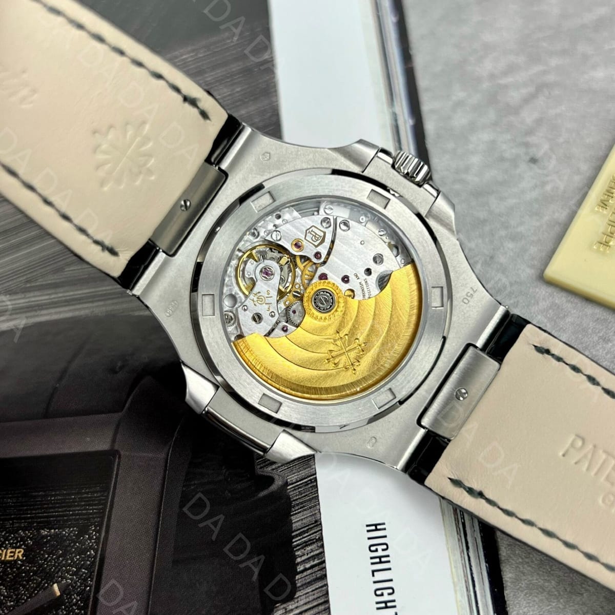 파텍필립 노틸러스 5711 그린다이얼 가죽밴드 40mm 7