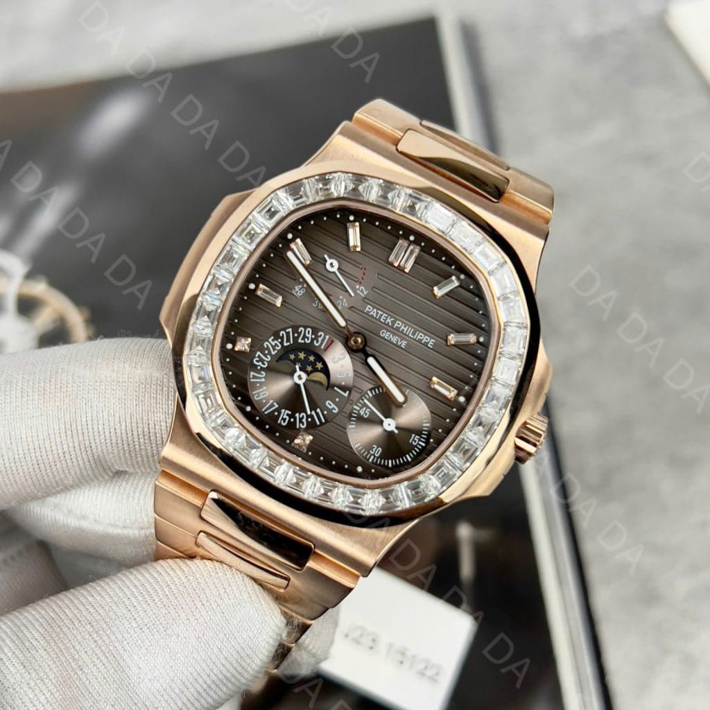 파텍필립 노틸러스 5724 금통 그레이다이얼 다이아베젤 40mm 3