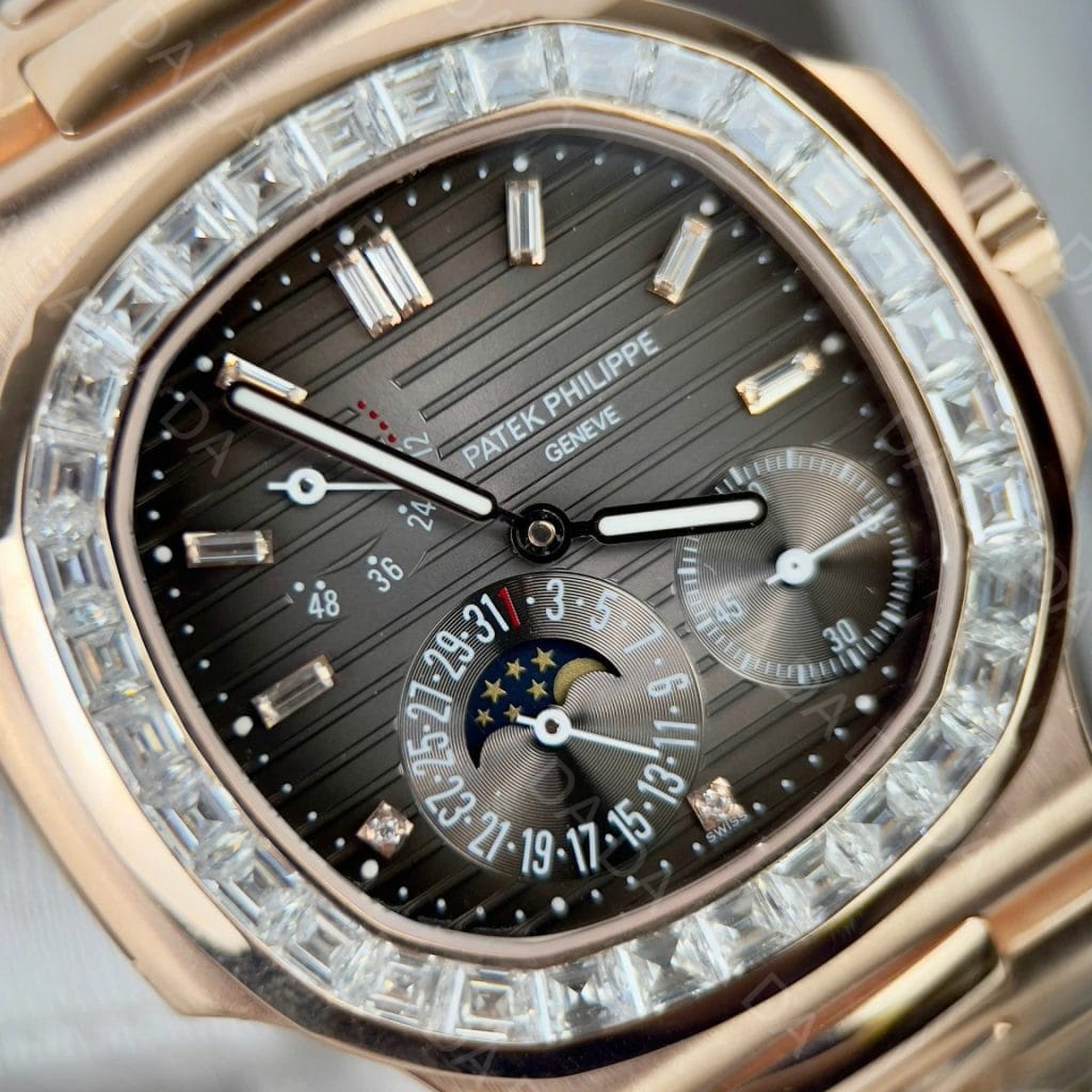 파텍필립 노틸러스 5724 금통 그레이다이얼 다이아베젤 40mm 5