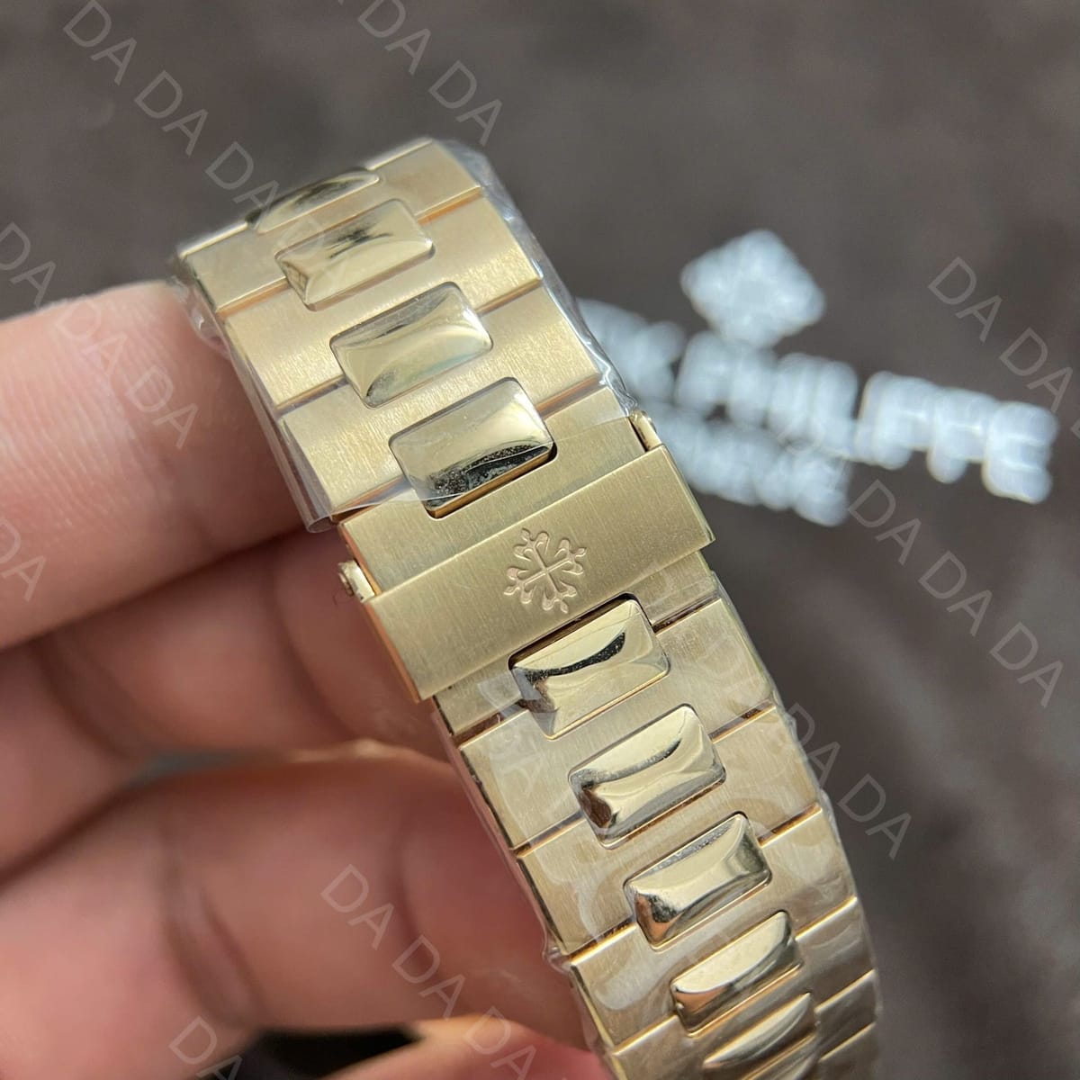파텍필립 노틸러스 5723 금통 골드다이얼 다이아베젤 40mm 14