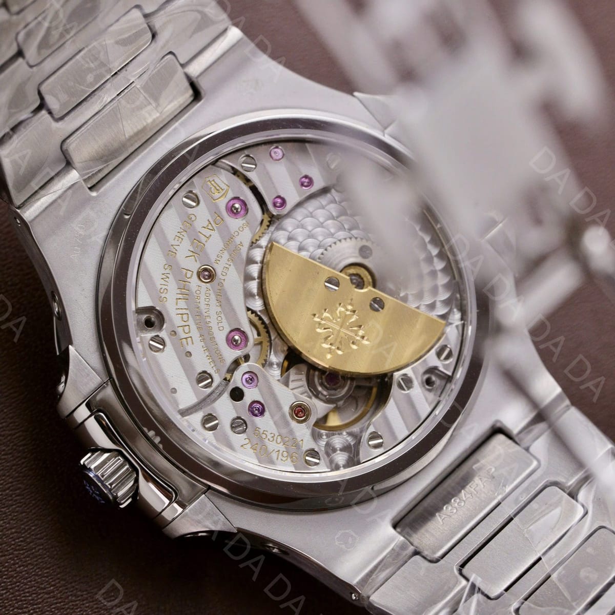 파텍필립 노틸러스 5740 그레이다이얼 40mm 8
