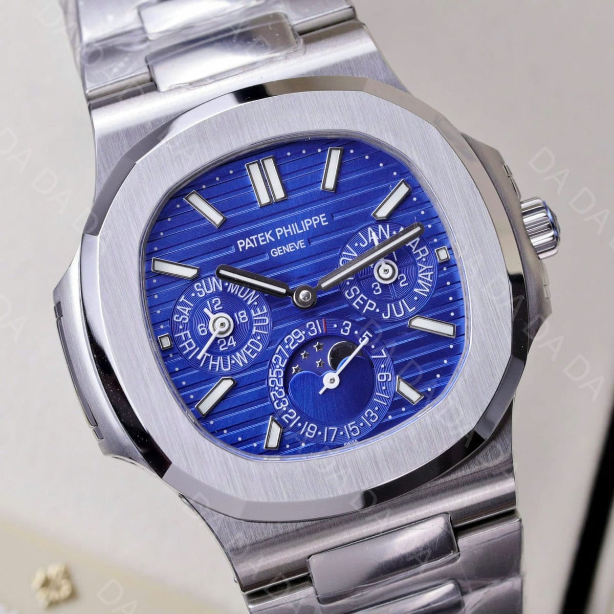 파텍필립 노틸러스 5740 화이트골드 청판 40mm 5