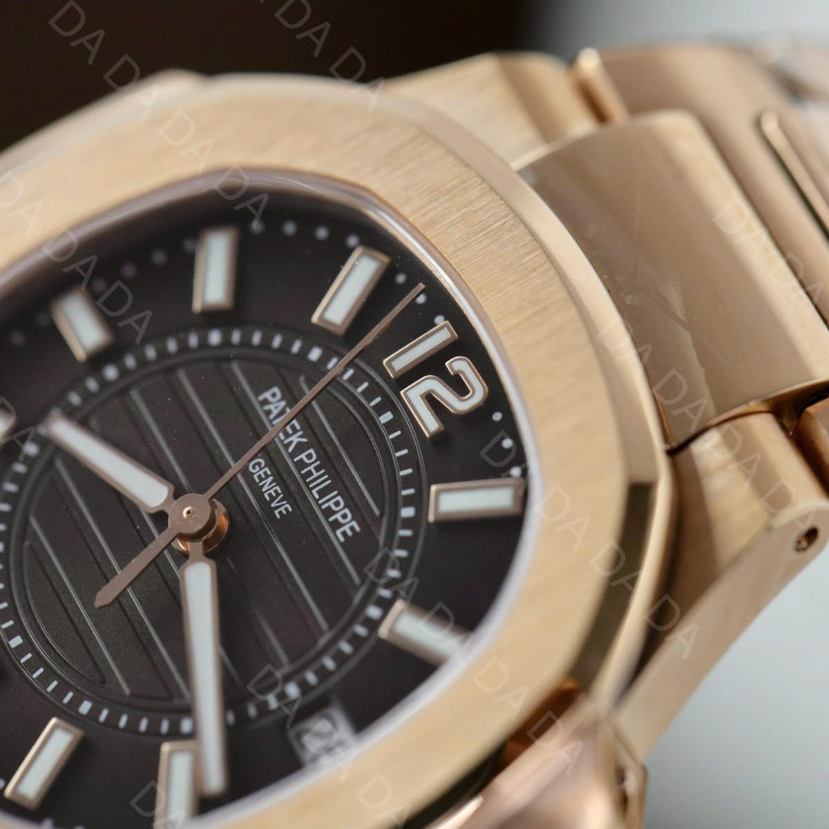 파텍필립 노틸러스 7010 금통 검판 32mm 5