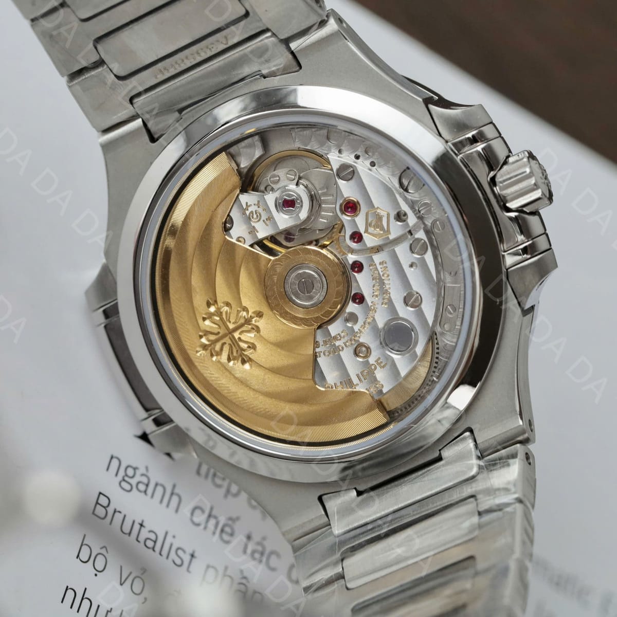 파텍필립 노틸러스 7118 화이트다이얼 35.2mm 10