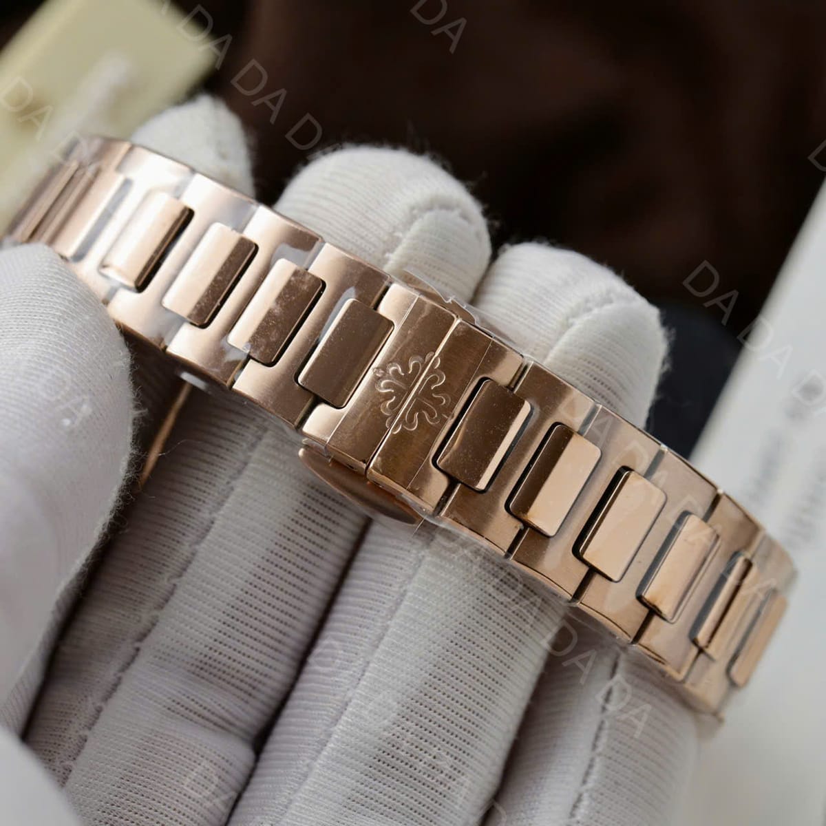 파텍필립 노틸러스 7010 금통 아이스블루 다이아베젤 32mm 11