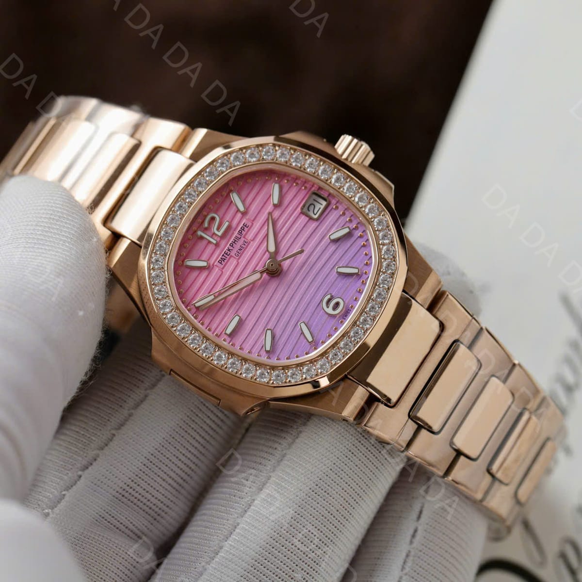 파텍필립 노틸러스 7010 금통 퍼플그라데이션 다이얼 32mm 5