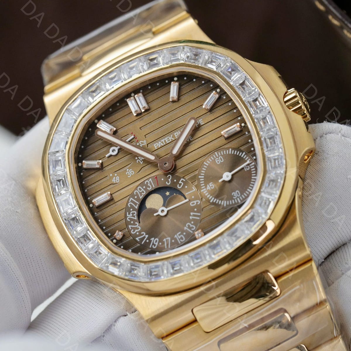 파텍필립 노틸러스 5724 금통 브라운다이얼 다이아베젤 40mm 3