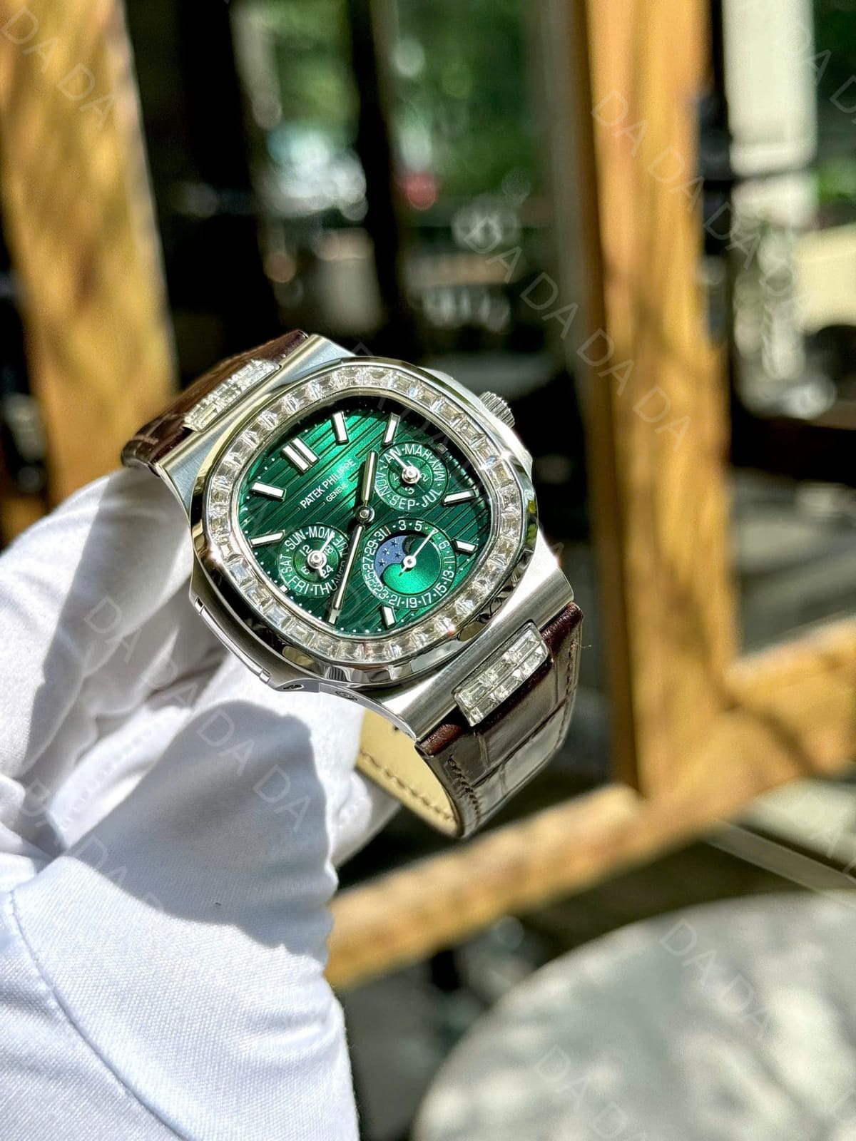 파텍필립 노틸러스 5740 그린다이얼 다이아베젤 가죽밴드 40mm 5