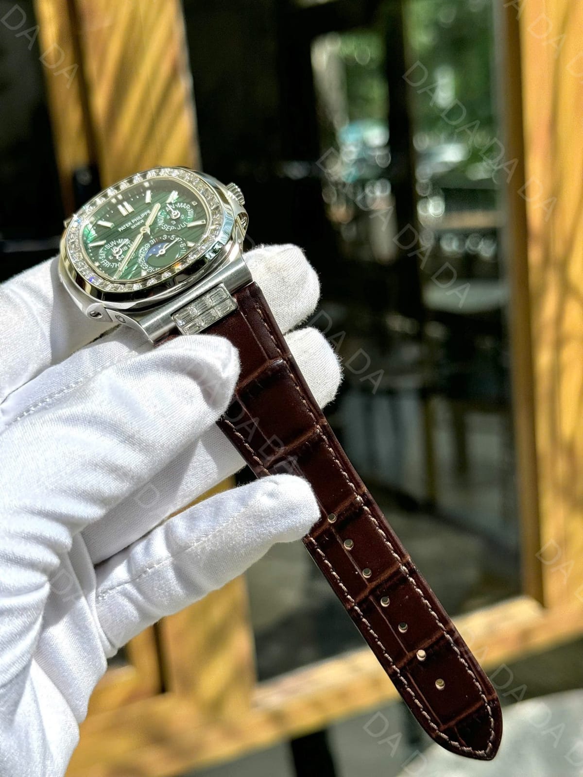 파텍필립 노틸러스 5740 그린다이얼 다이아베젤 가죽밴드 40mm 8