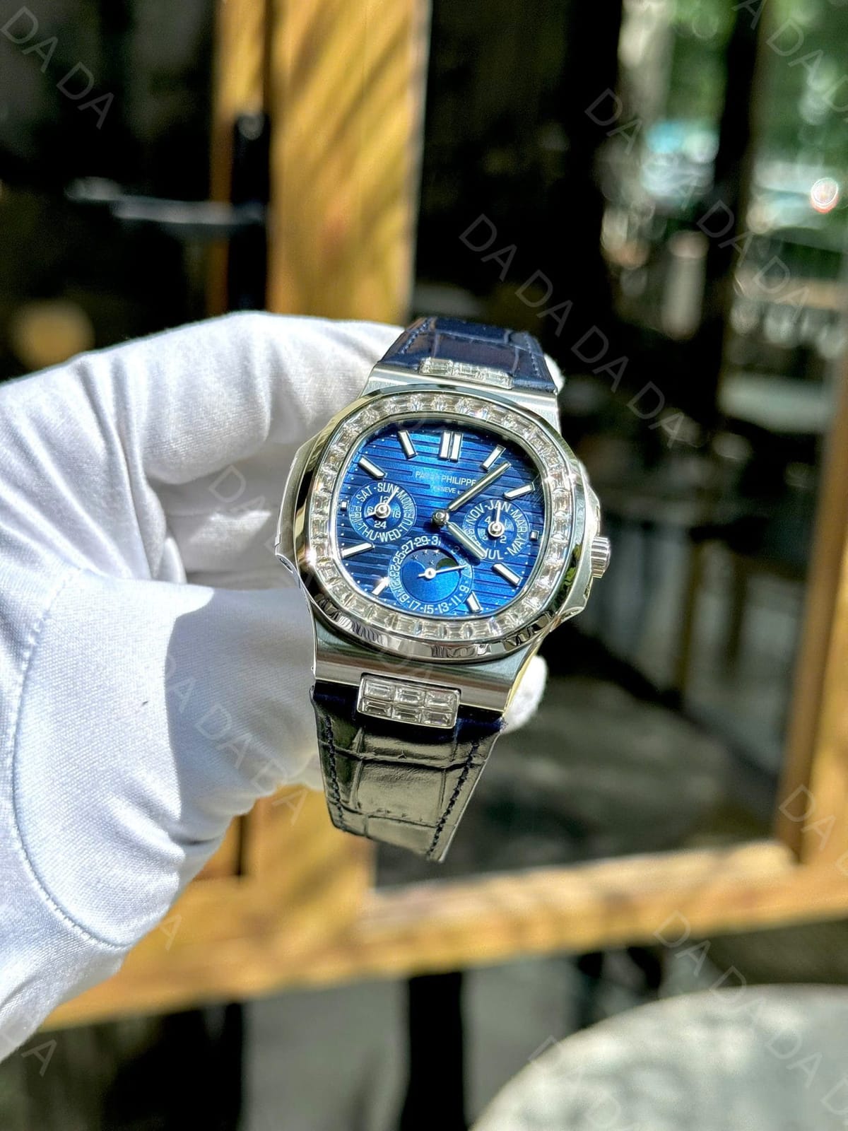 파텍필립 노틸러스 5740 청판 다이아베젤 가죽밴드 40mm 3
