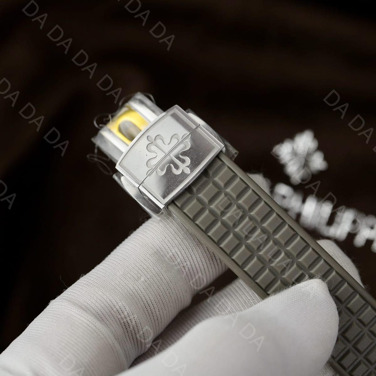 파텍필립 아쿠아넛 5067 그레이 다이아베젤 35.6mm 9