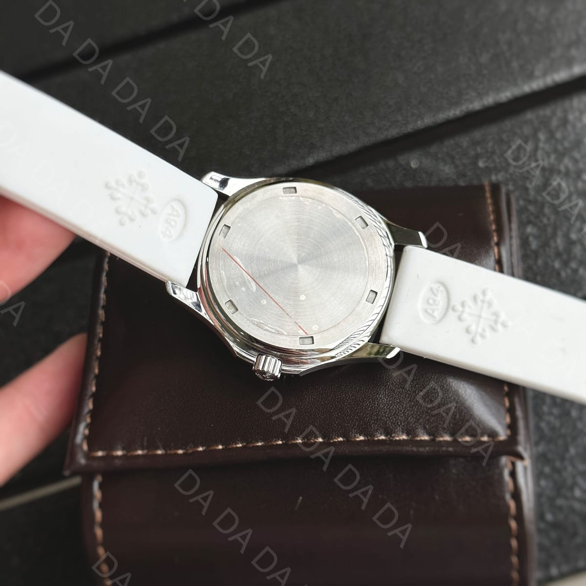 파텍필립 아쿠아넛 5067 화이트다이얼 다이아베젤 35.6mm 6