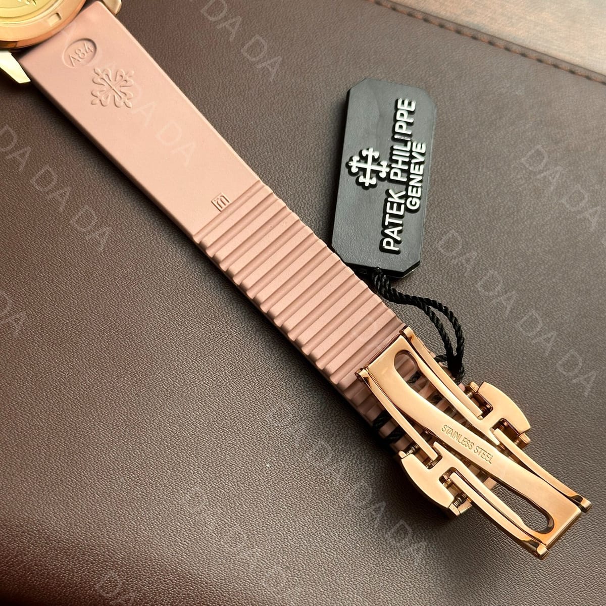 파텍필립 아쿠아넛 5072 금통 자개다이얼 핑크 러버밴드 35.6mm 8