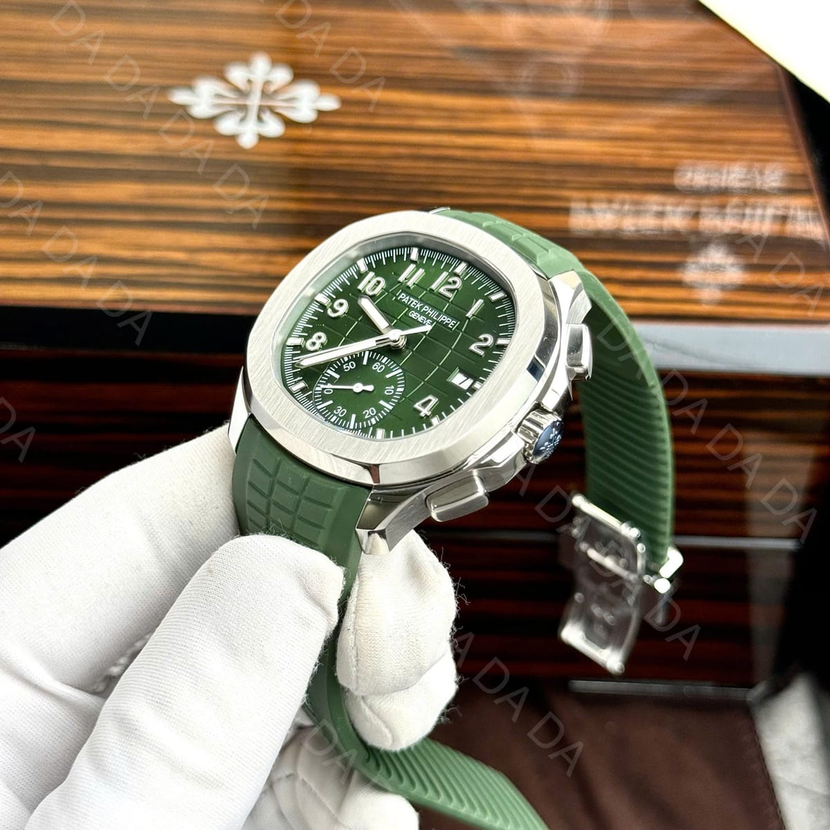 파텍필립 아쿠아넛 5968 그린 42.2mm 5