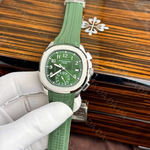 파텍필립 아쿠아넛 5968 그린 42.2mm