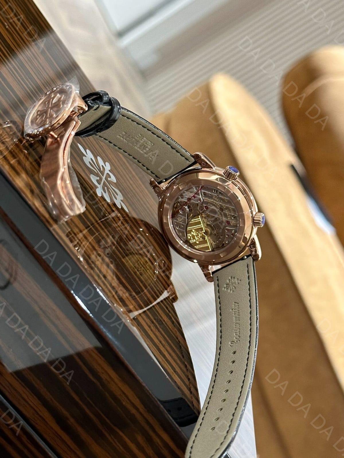 파텍필립 컴플리케이션 6104 금통 검판 다이아베젤 44mm 9