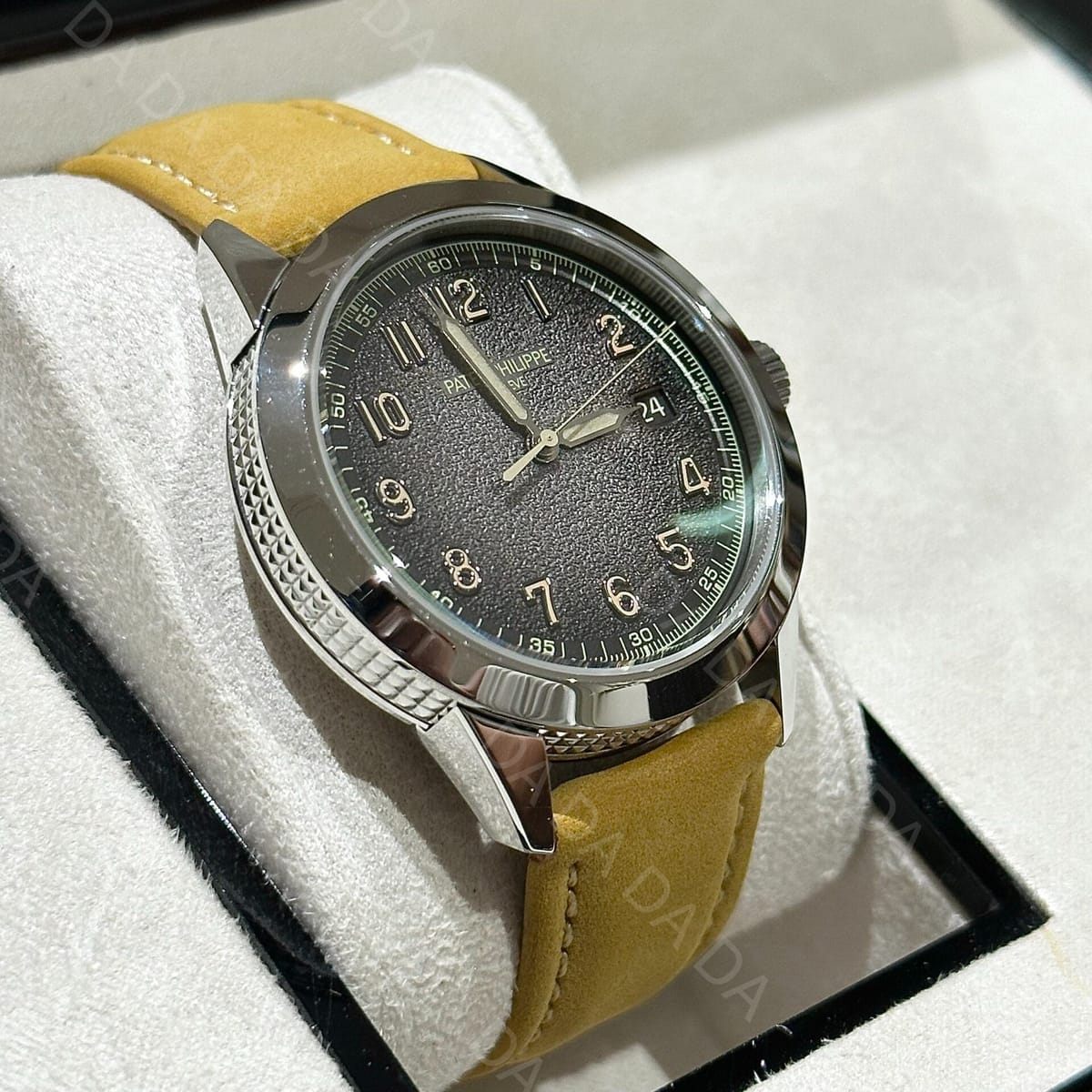 파텍필립 칼라트라바 5226 그레이다이얼 40mm 3