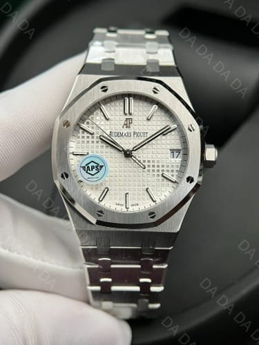 오데마피게 로얄오크 15500 흰판 41mm