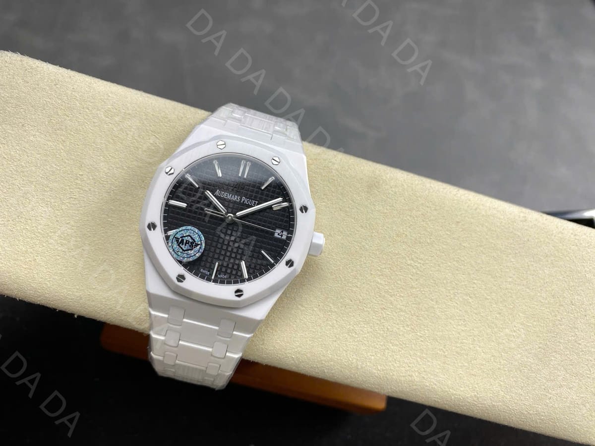 오데마피게 로얄오크 15500 화이트세라믹 검판 41mm 3