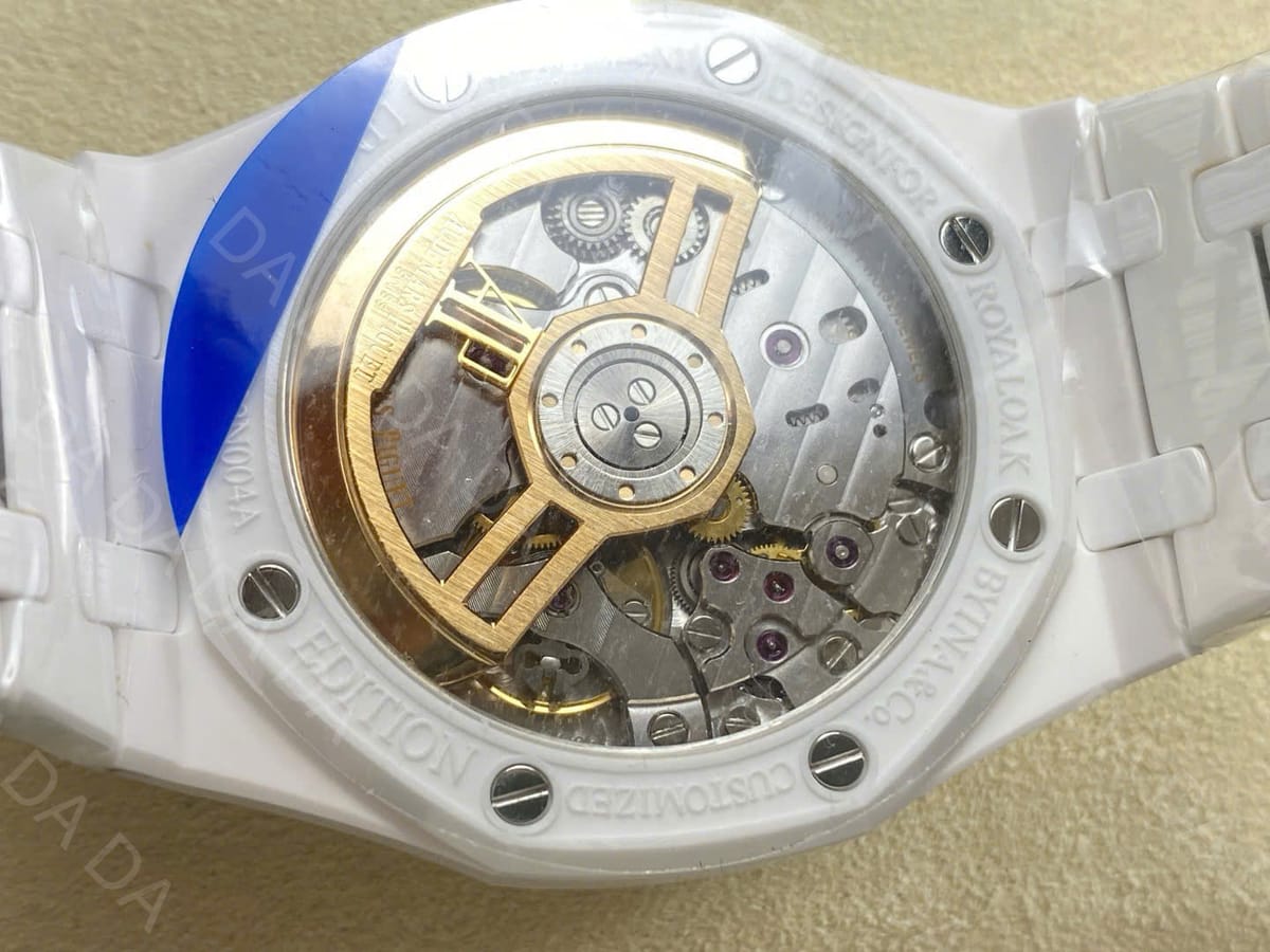오데마피게 로얄오크 15500 화이트세라믹 검판 41mm 9