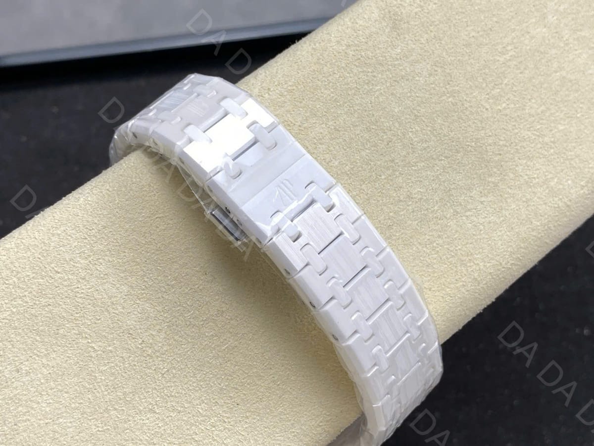 오데마피게 로얄오크 15500 화이트세라믹 검판 41mm 10