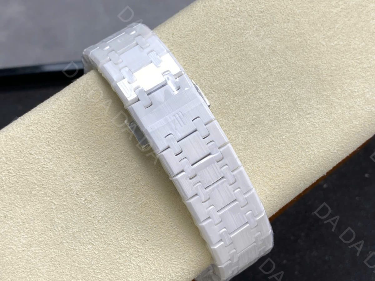 오데마피게 로얄오크 15500 화이트세라믹 흰판 41mm 10