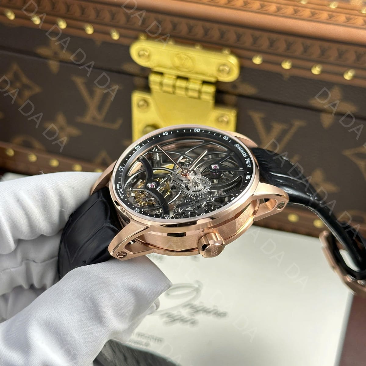 오데마피게 코드 26600 플라잉 뚜르비옹 로즈골드 금통 블랙 41mm 8