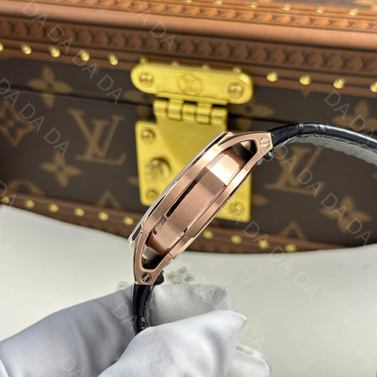 오데마피게 코드 26600 플라잉 뚜르비옹 로즈골드 금통 블랙 41mm 10