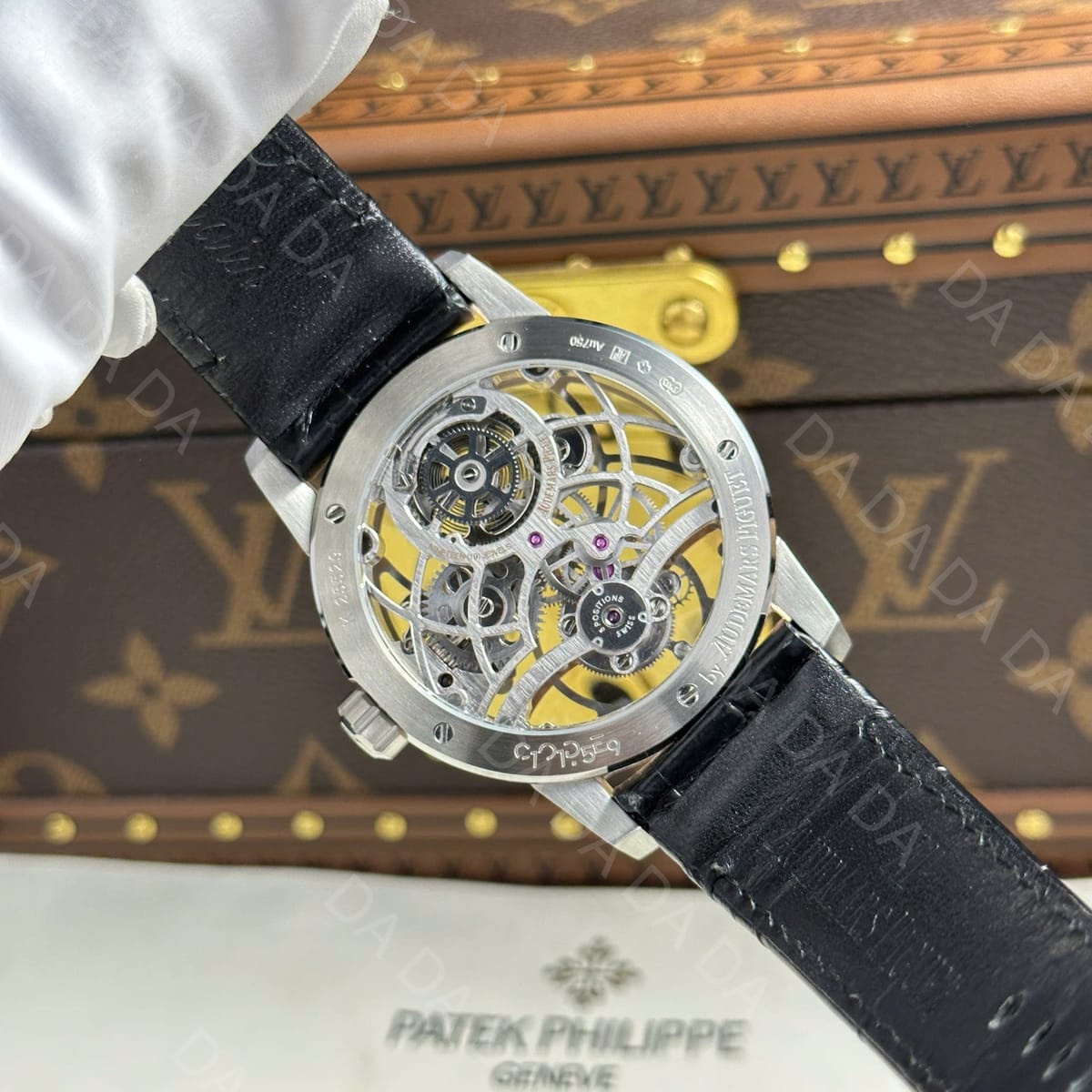 오데마피게 코드 26600 플라잉 뚜르비옹 스틸 화이트 41mm 12