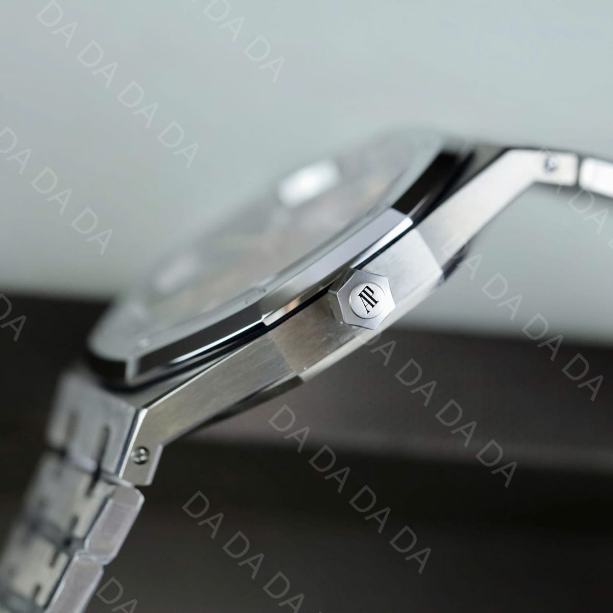 오데마피게 로얄오크 16202 엑스트라 씬 점보 레드 다이얼 39mm 5