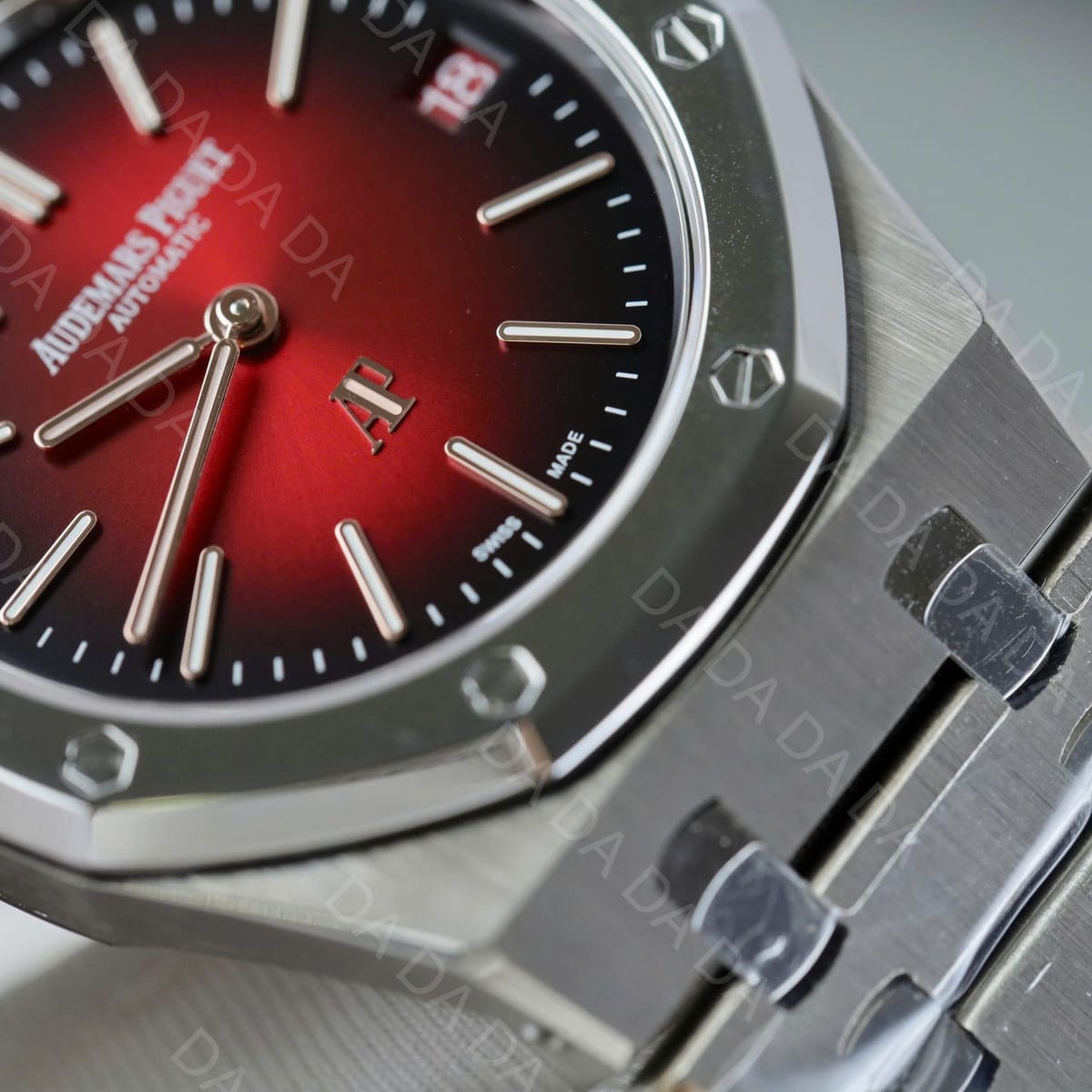 오데마피게 로얄오크 16202 엑스트라 씬 점보 레드 다이얼 39mm 6