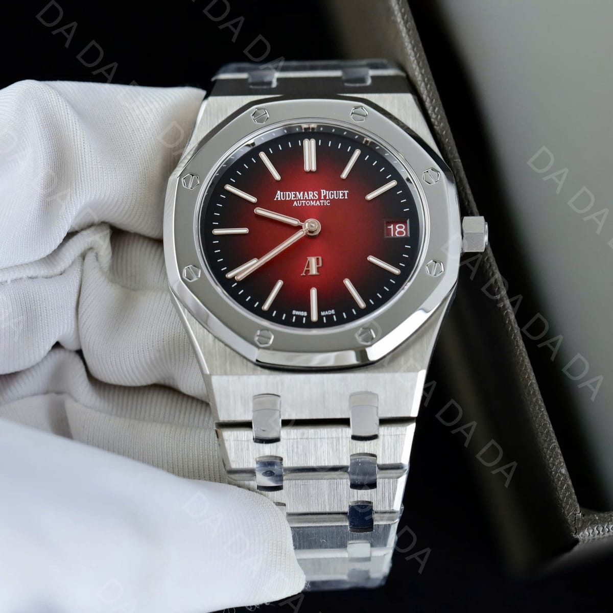오데마피게 로얄오크 16202 엑스트라 씬 점보 레드 다이얼 39mm 11