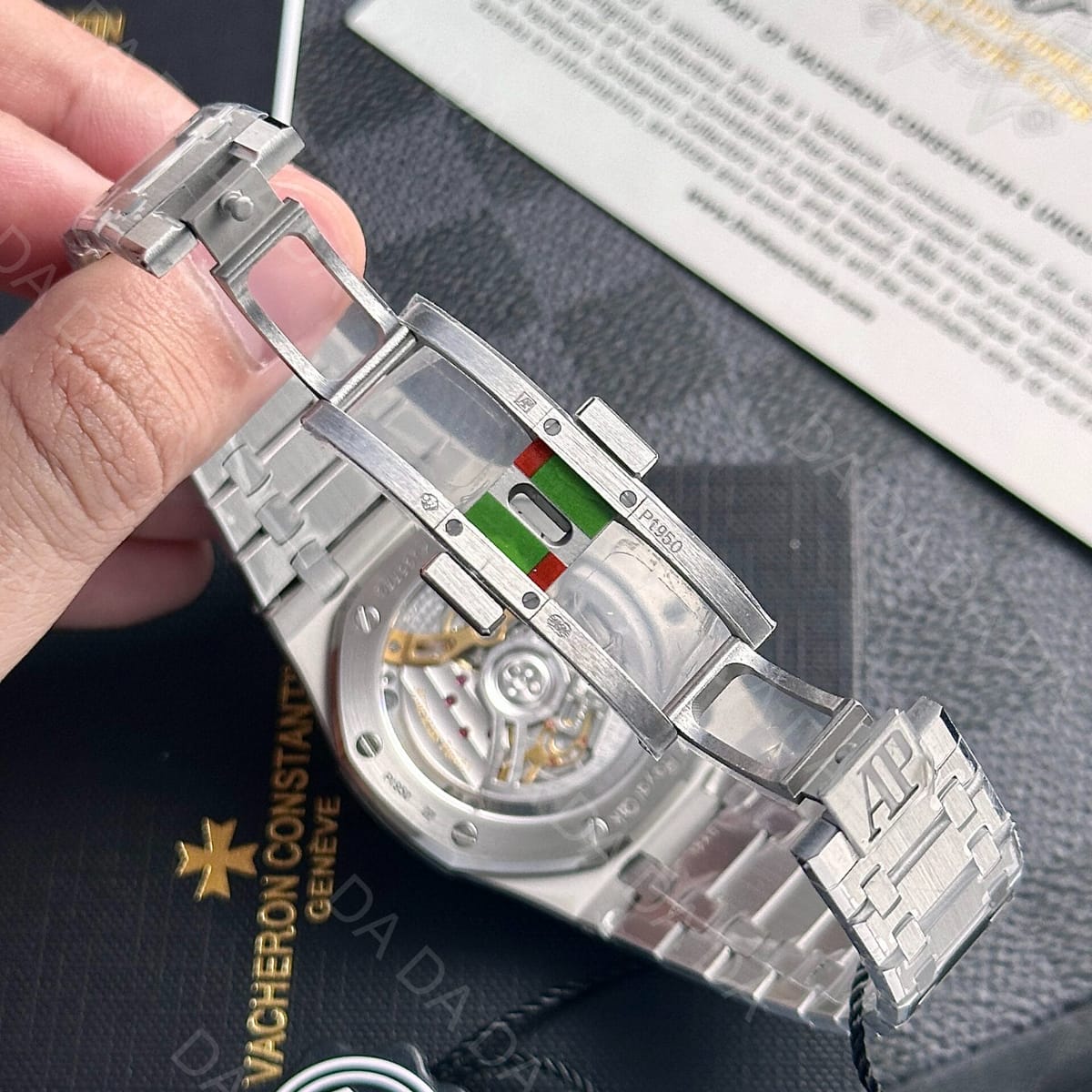 오데마피게 로얄오크 16202 50주년 에디션 그린다이얼 39mm 9