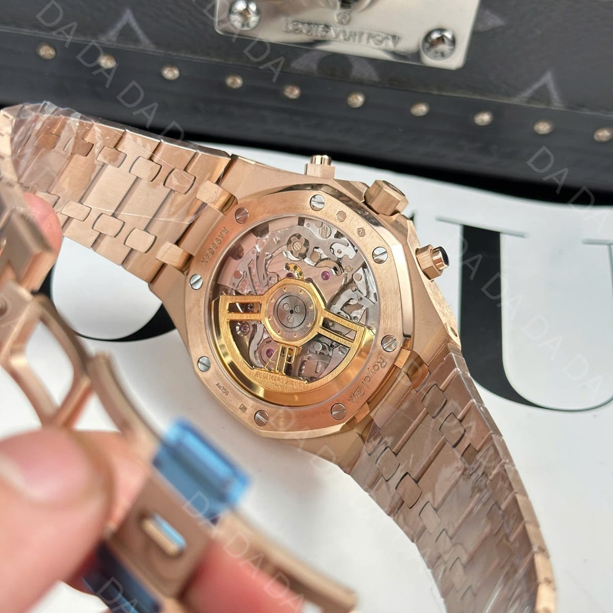 오데마피게 로얄오크 26240 금통 그린다이얼 41mm 12
