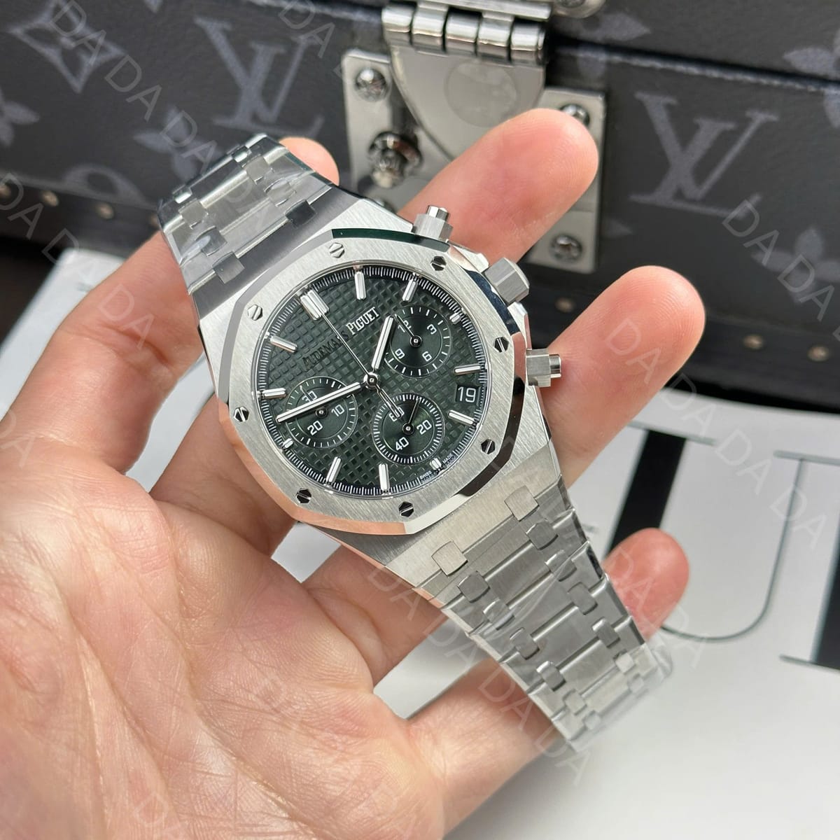 오데마피게 로얄오크 26240 그린 41mm 3