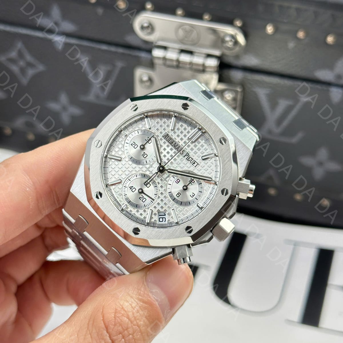 오데마피게 로얄오크 26240 흰판 41mm 4