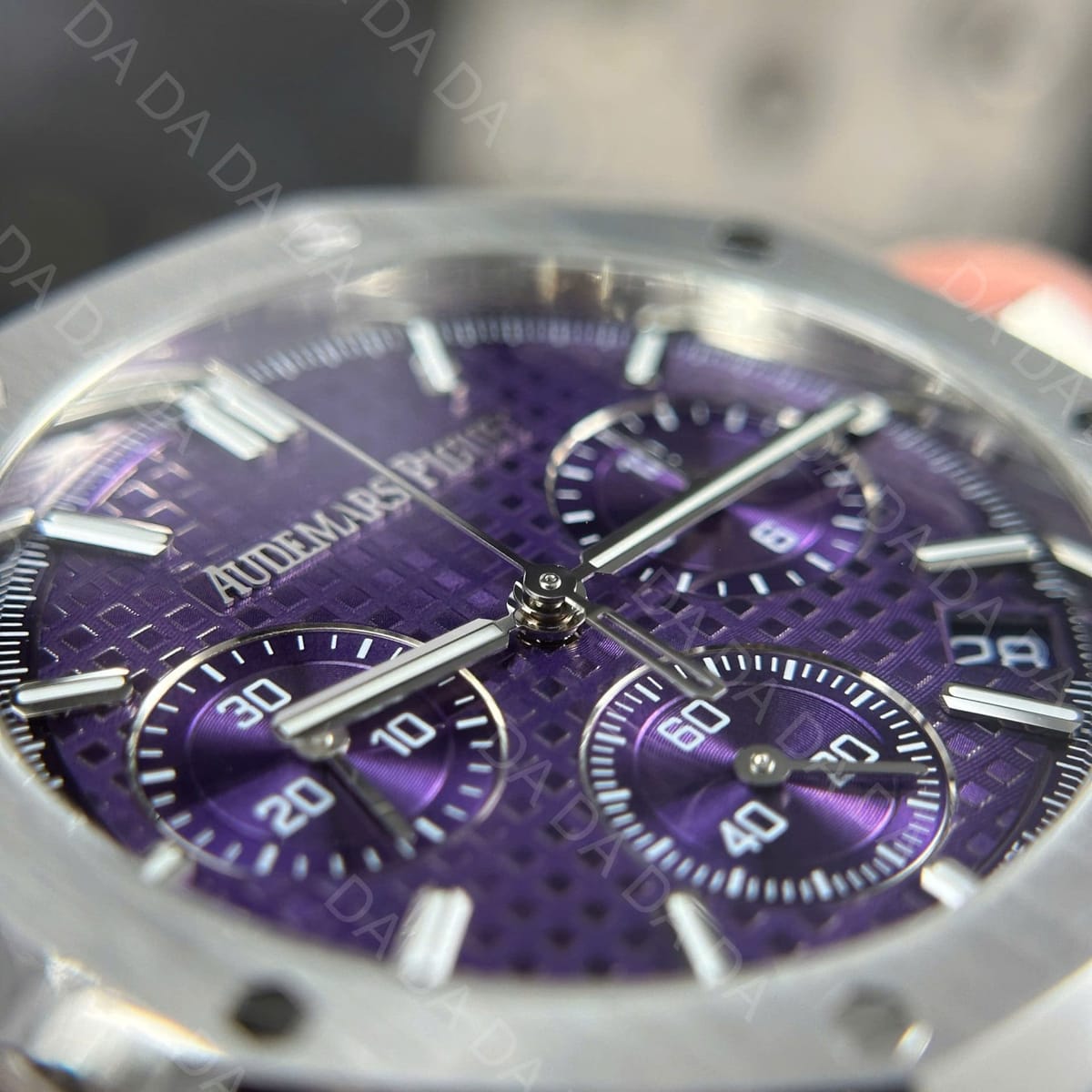 오데마피게 로얄오크 26240 퍼플다이얼 41mm 6