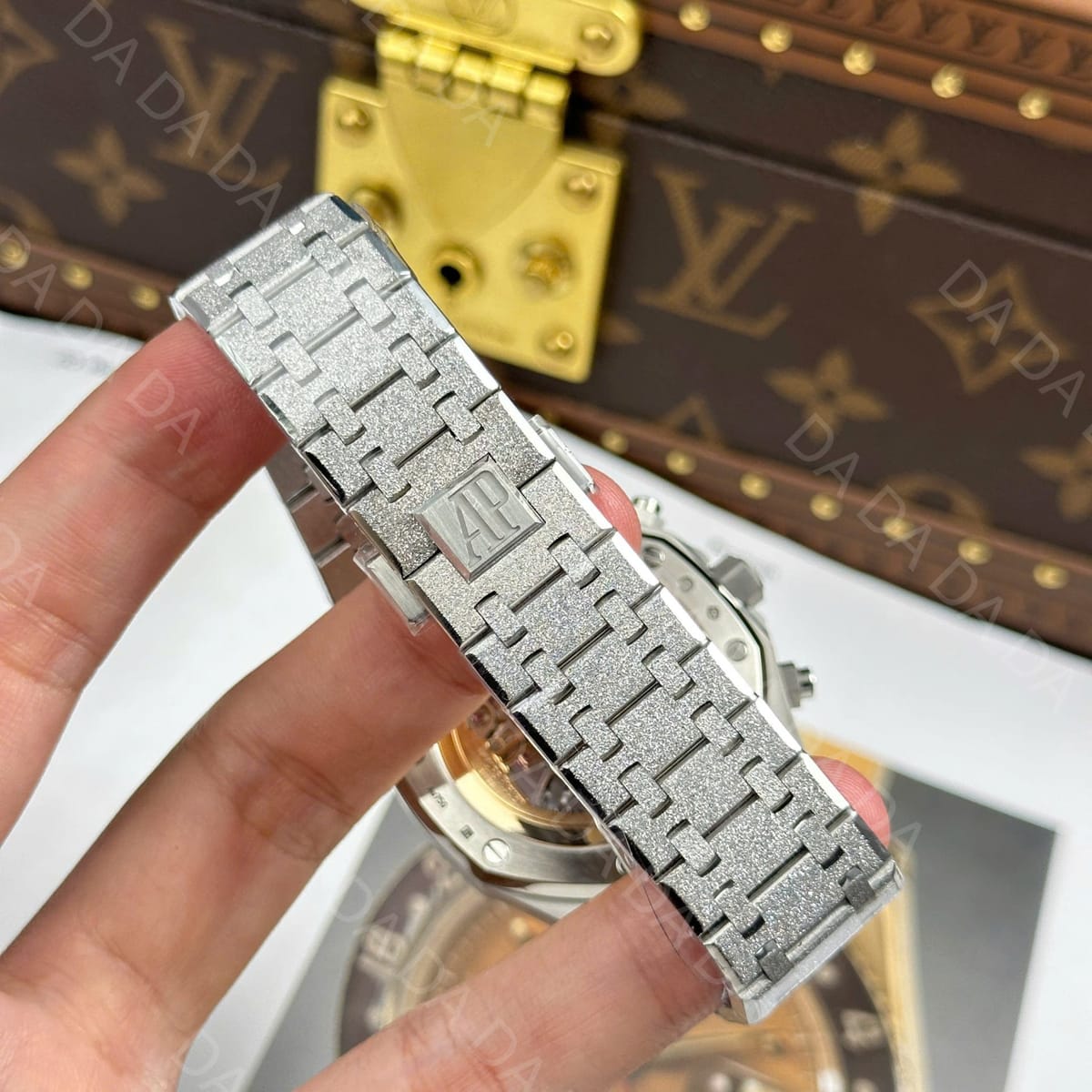 오데마피게 로얄오크 26240 검판 프로스티드 41mm 15