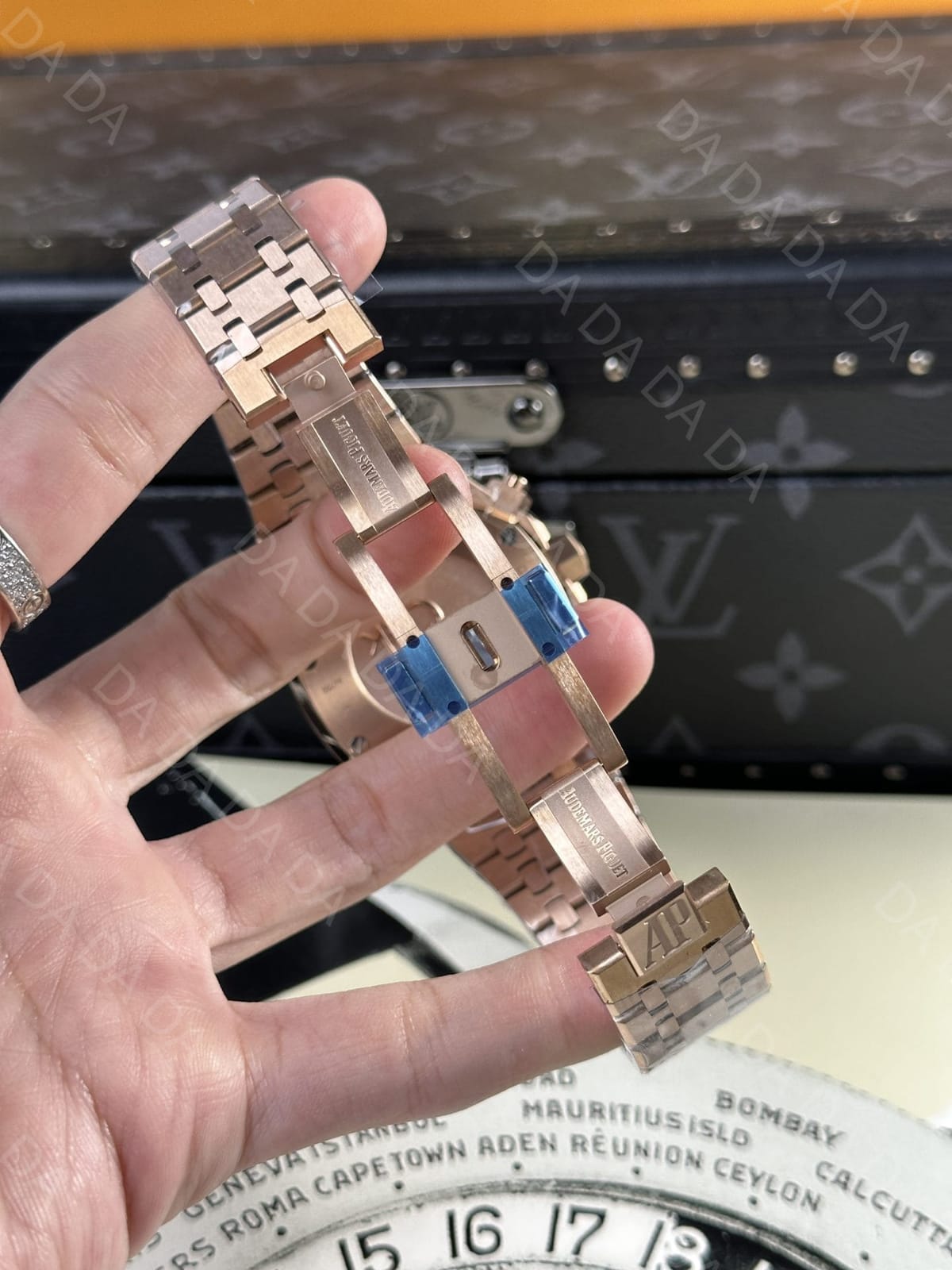 오데마피게 로얄오크 26331 로즈골드 금통 초코판 41mm 8