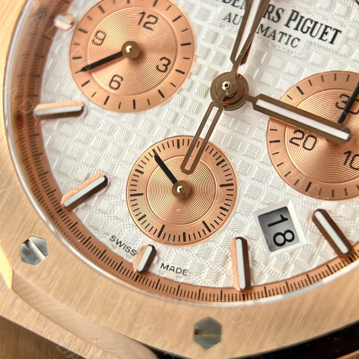 오데마피게 로얄오크 26331 금통 흰판 41mm 5