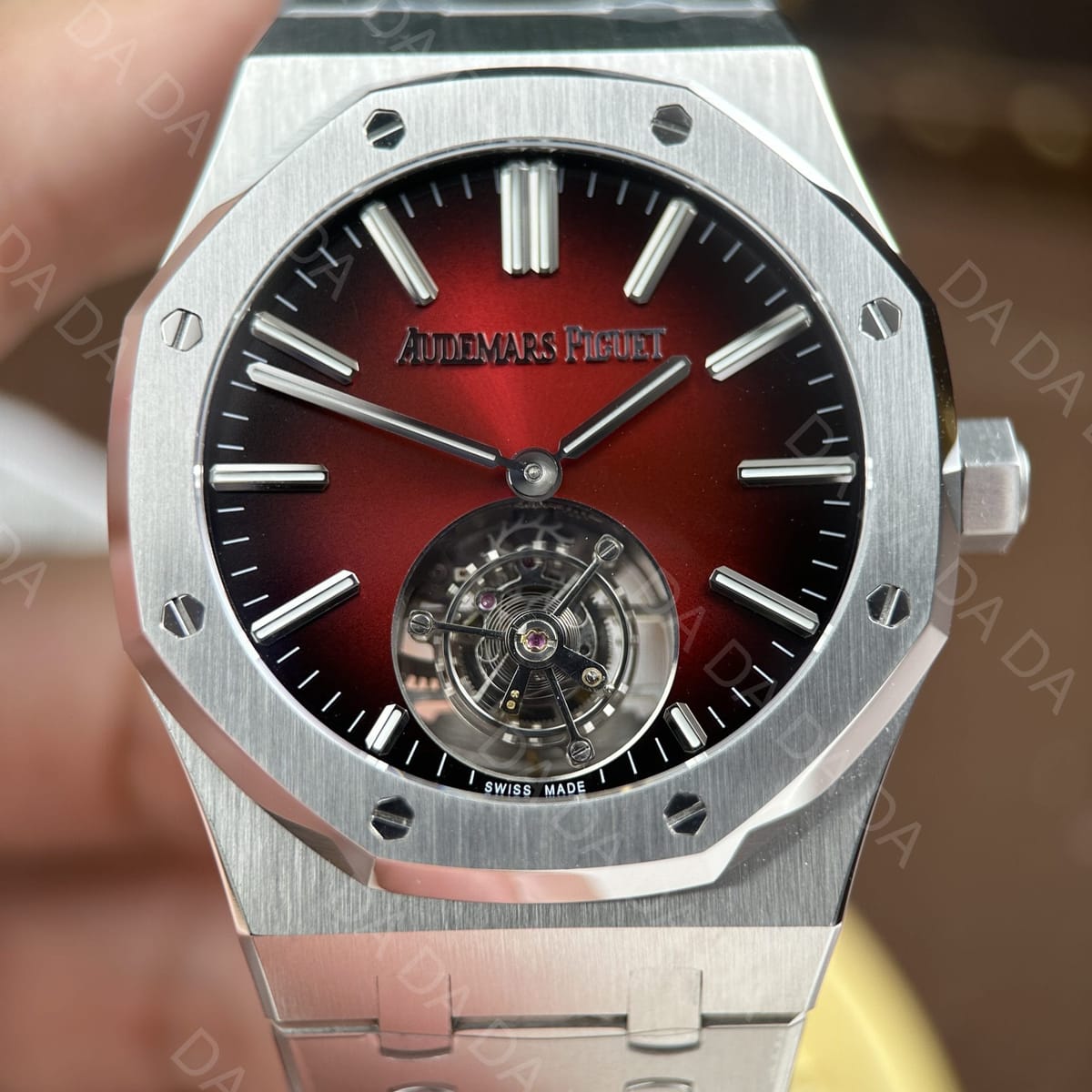 오데마피게 로얄오크 26730 플라잉 뚜르비옹 레드다이얼 41mm 12