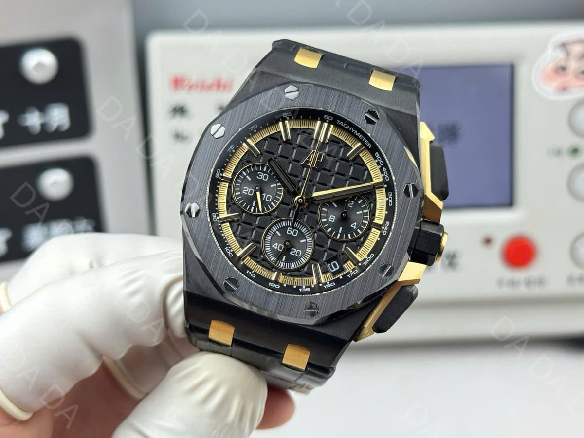 오데마피게 오프쇼어 26240 블랙세라믹 43mm 4
