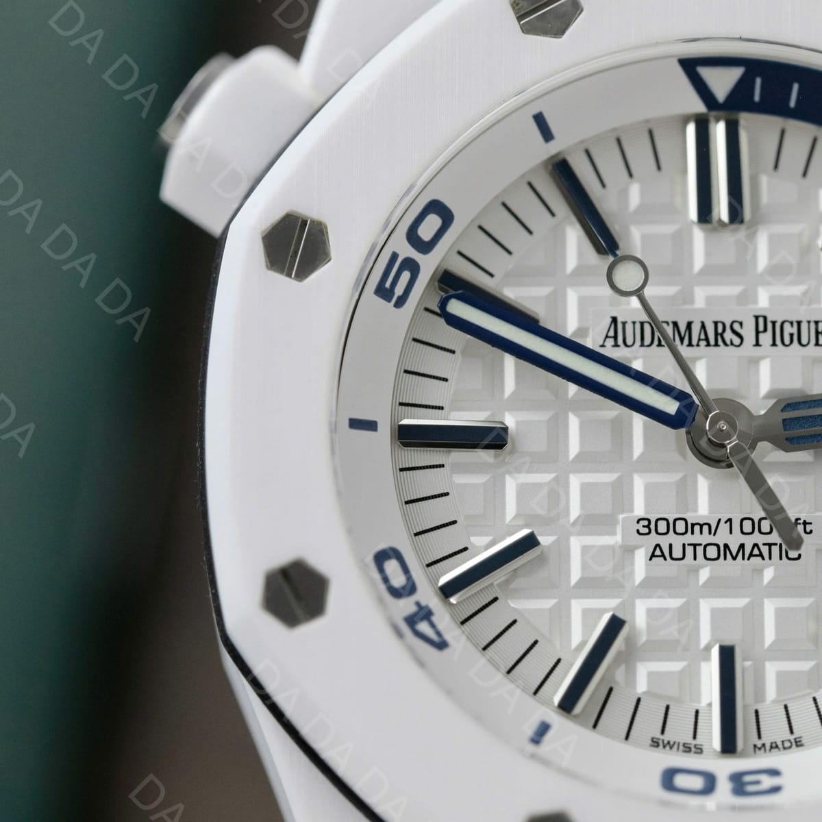 오데마피게 오프쇼어 15707 화이트세라믹 흰판 42mm 6