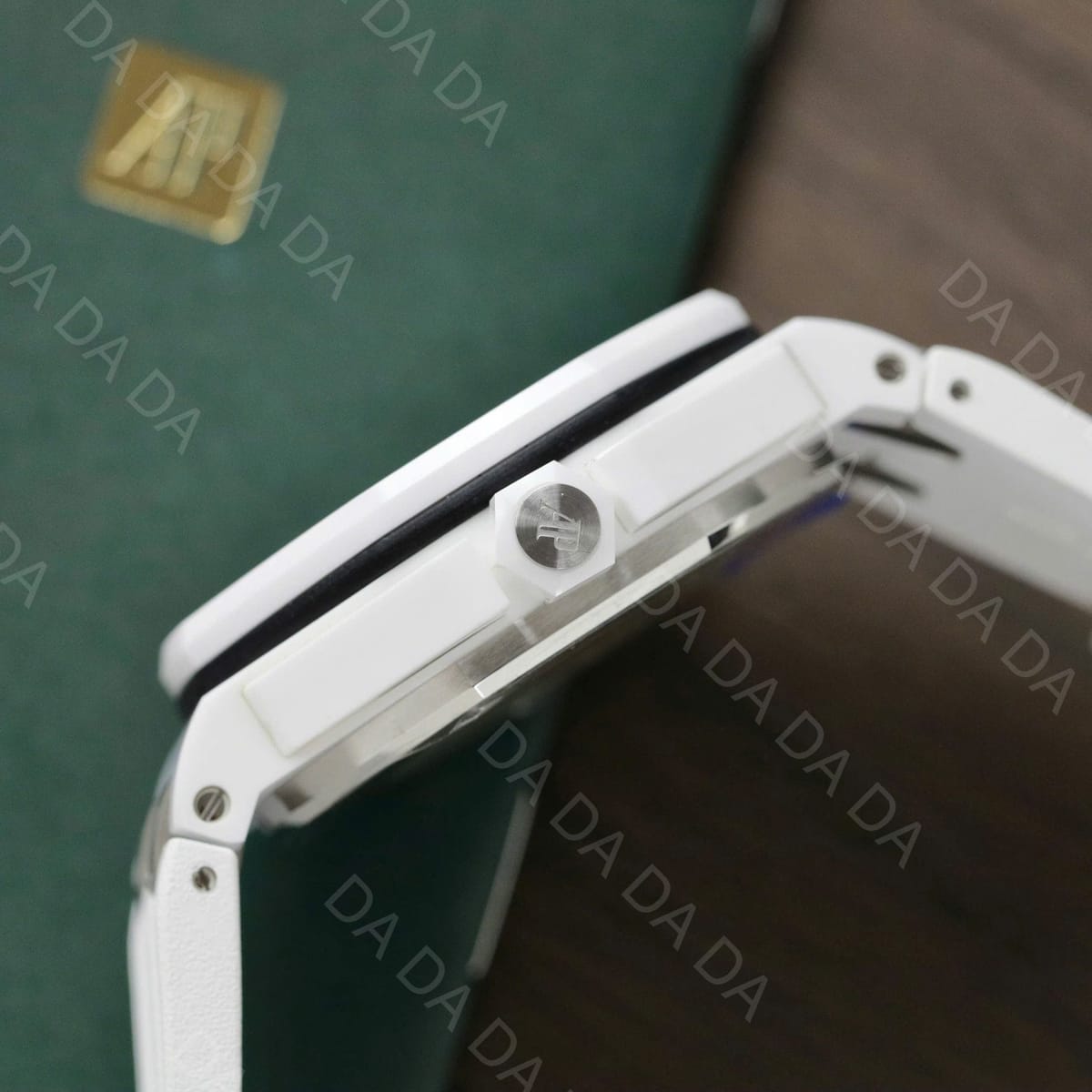 오데마피게 오프쇼어 15707 화이트세라믹 흰판 42mm 9