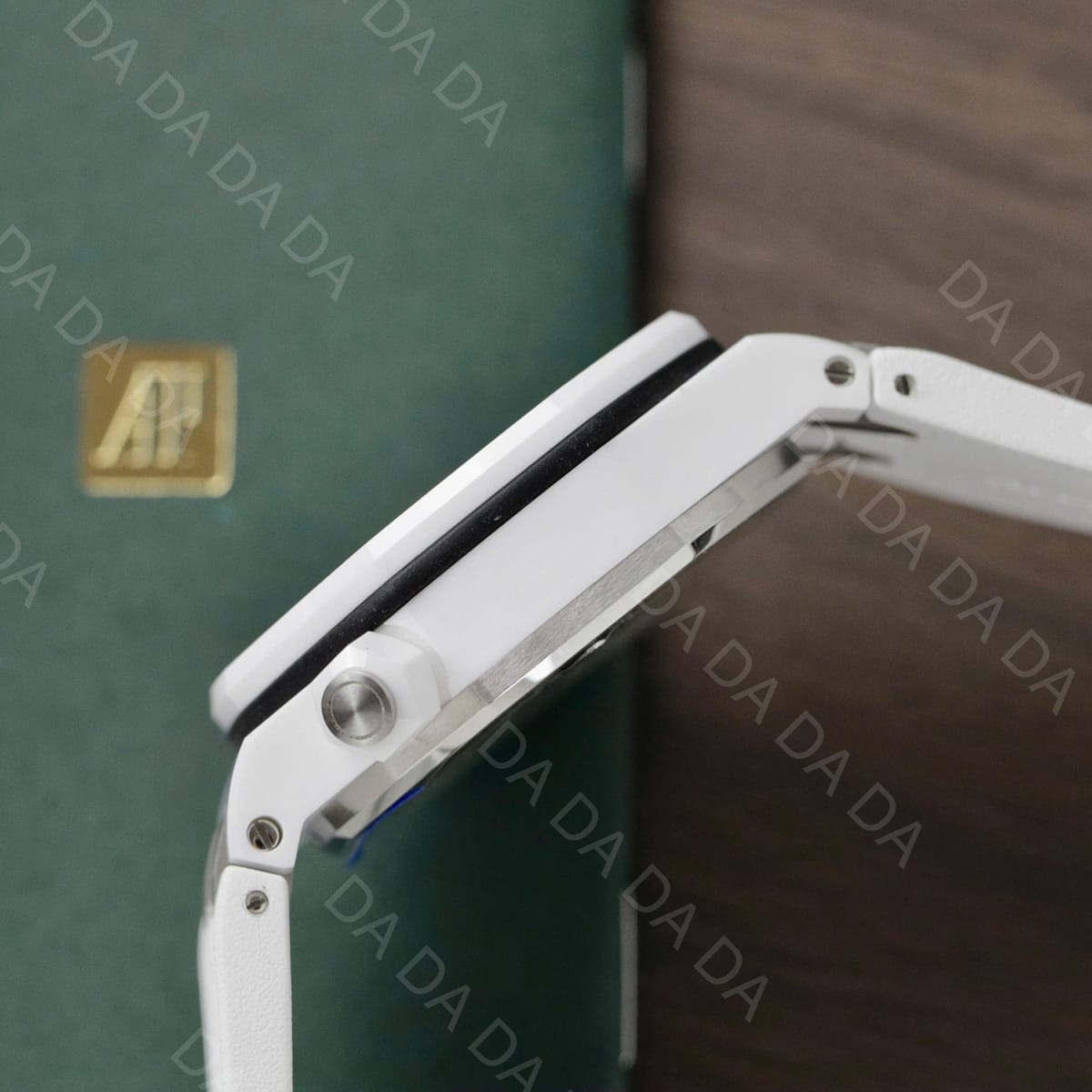 오데마피게 오프쇼어 15707 화이트세라믹 흰판 42mm 10