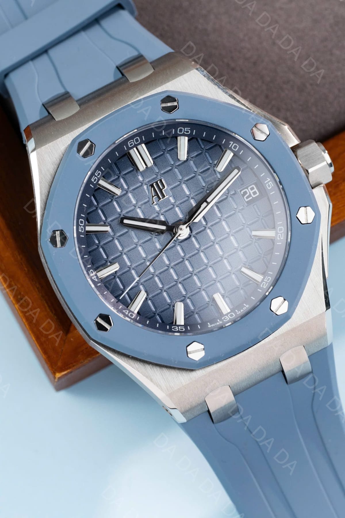 오데마피게 오프쇼어 15605 아이스블루 43mm 4