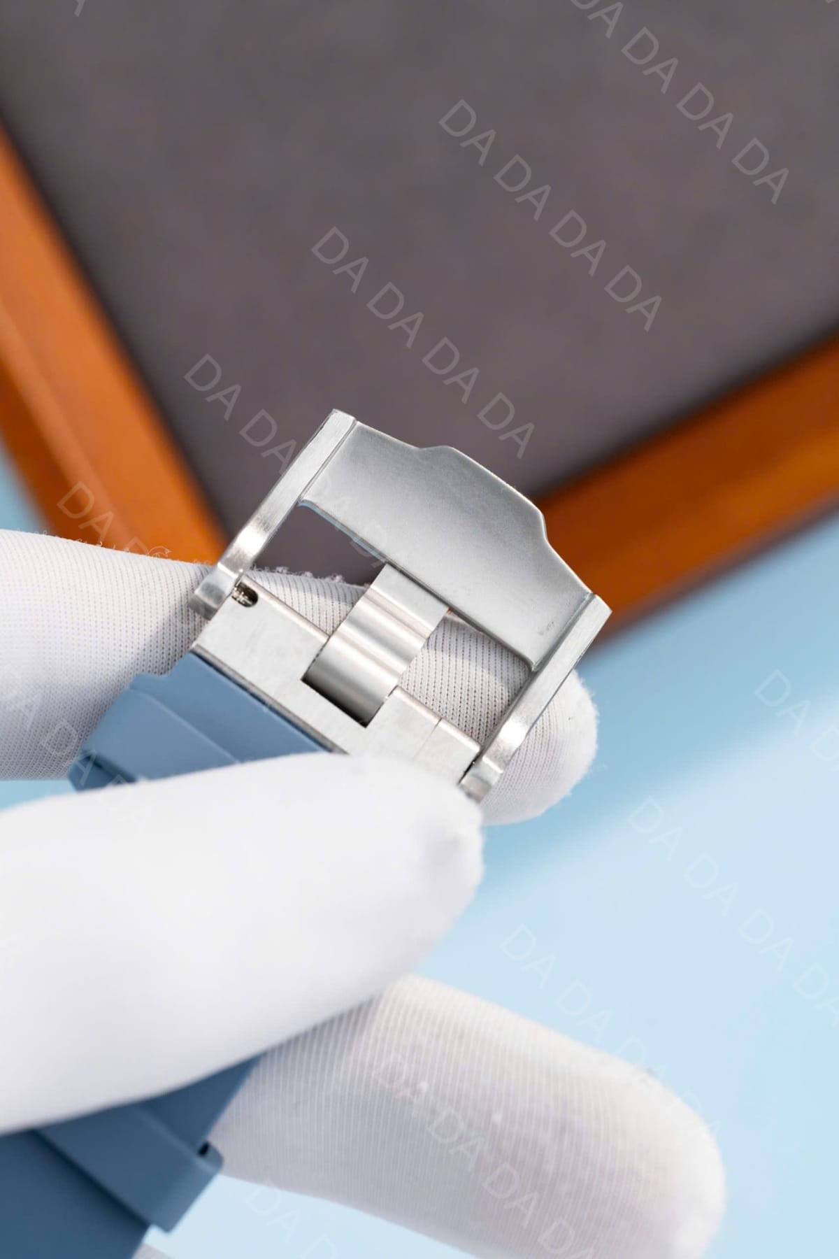 오데마피게 오프쇼어 15605 아이스블루 43mm 15