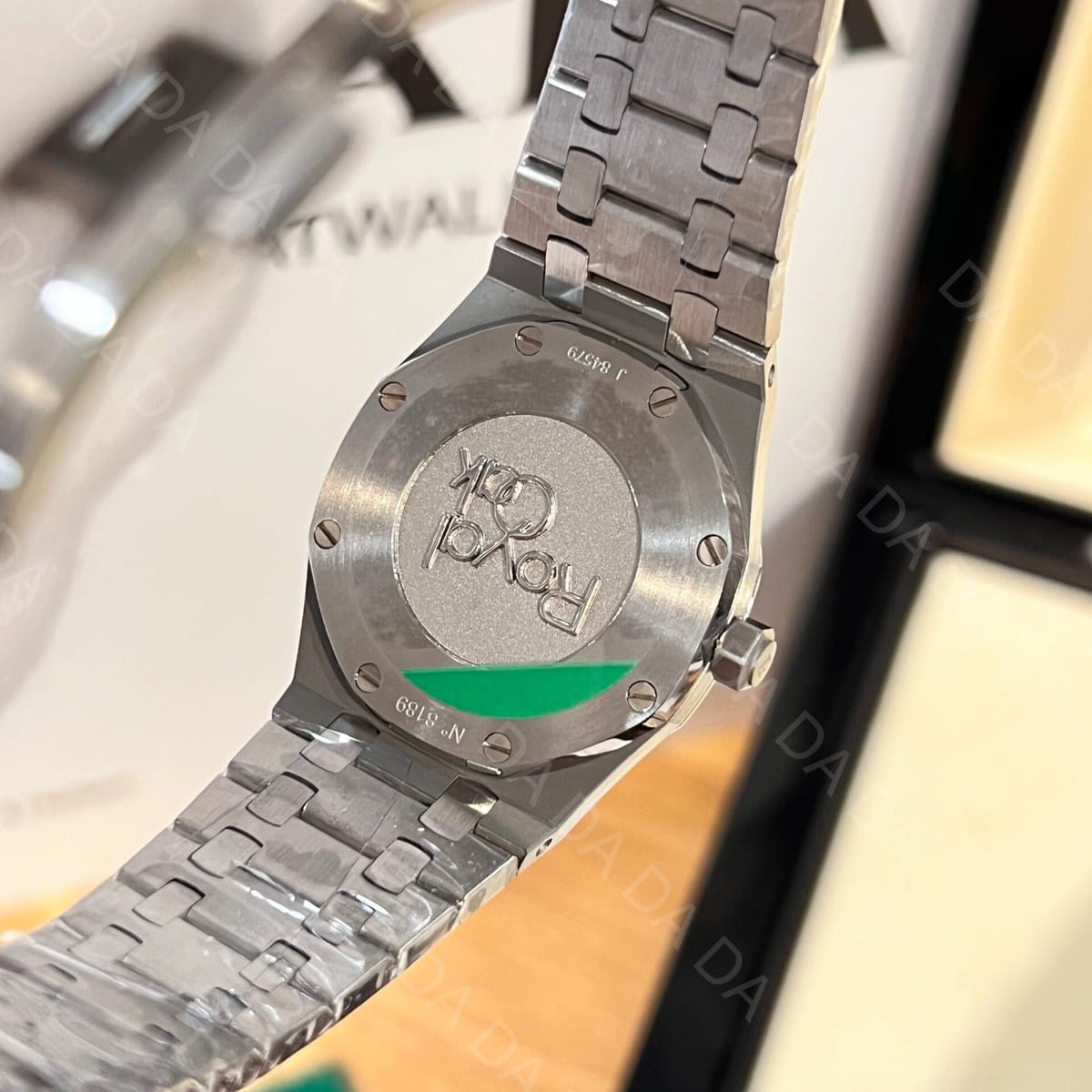 오데마피게 로얄오크 67651 흰판 다이아베젤 쿼츠 33mm 6