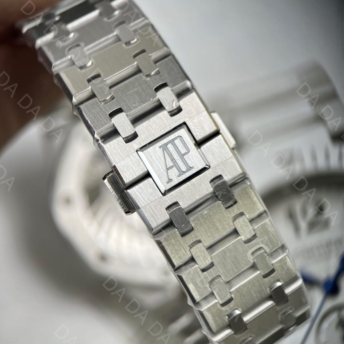 오데마피게 로얄오크 26522 그레이다이얼 41mm 12